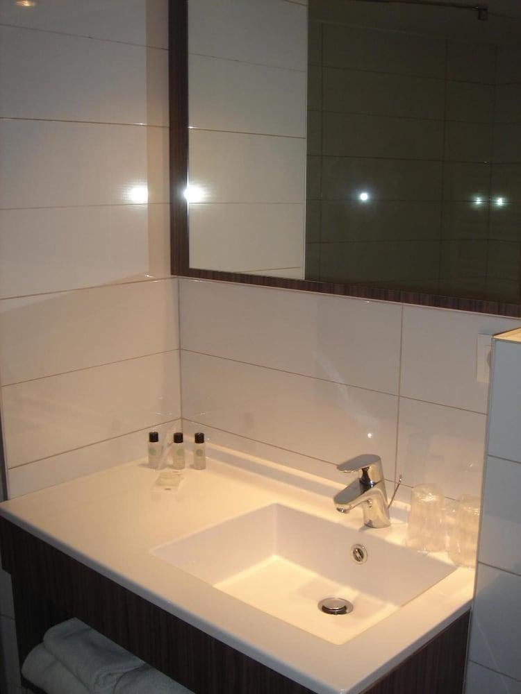 Appart'Hotel Hevea Valence  Esterno foto